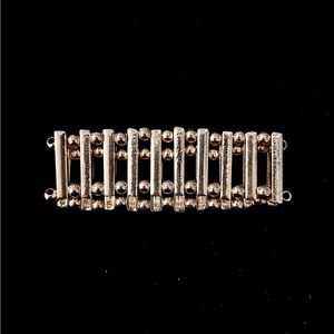 Balls and bars bracket